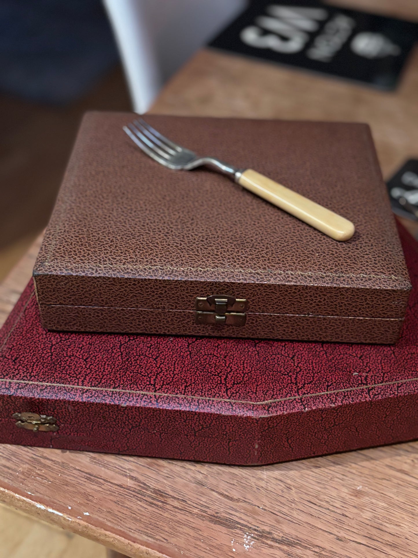 Fish cutlery
