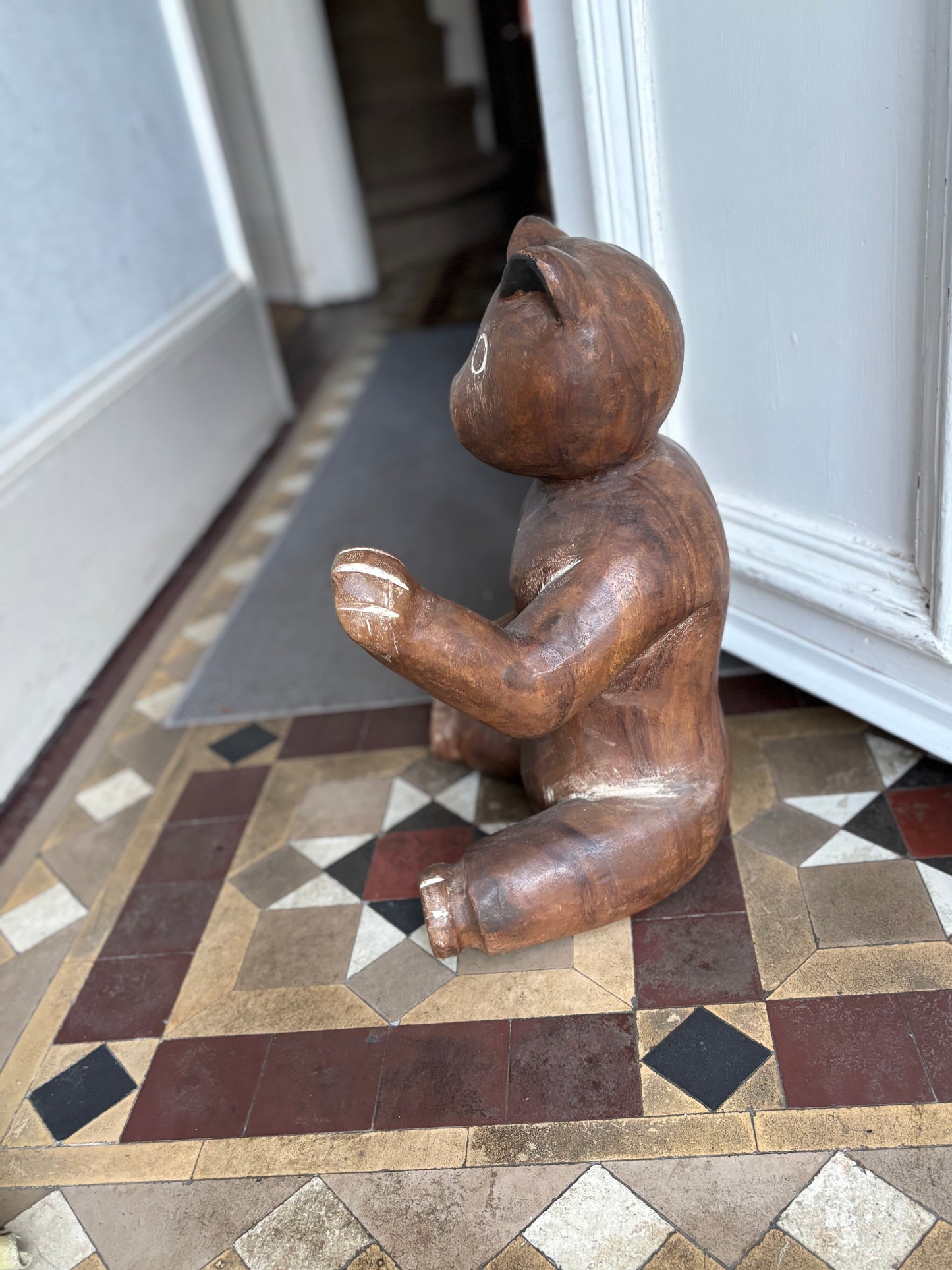 Wooden carved Bear