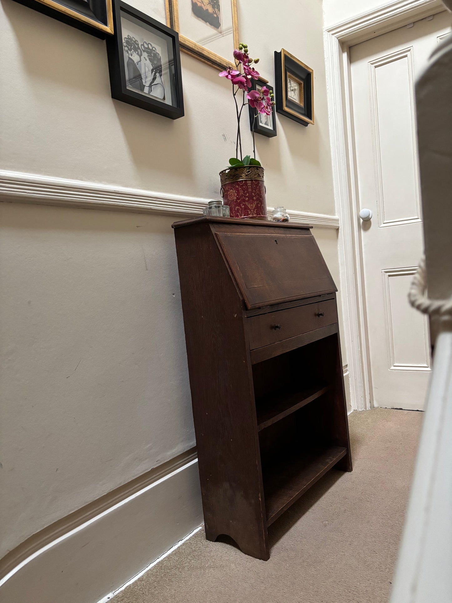 Vintage Oak writing Desk/ bureau/dressing table.