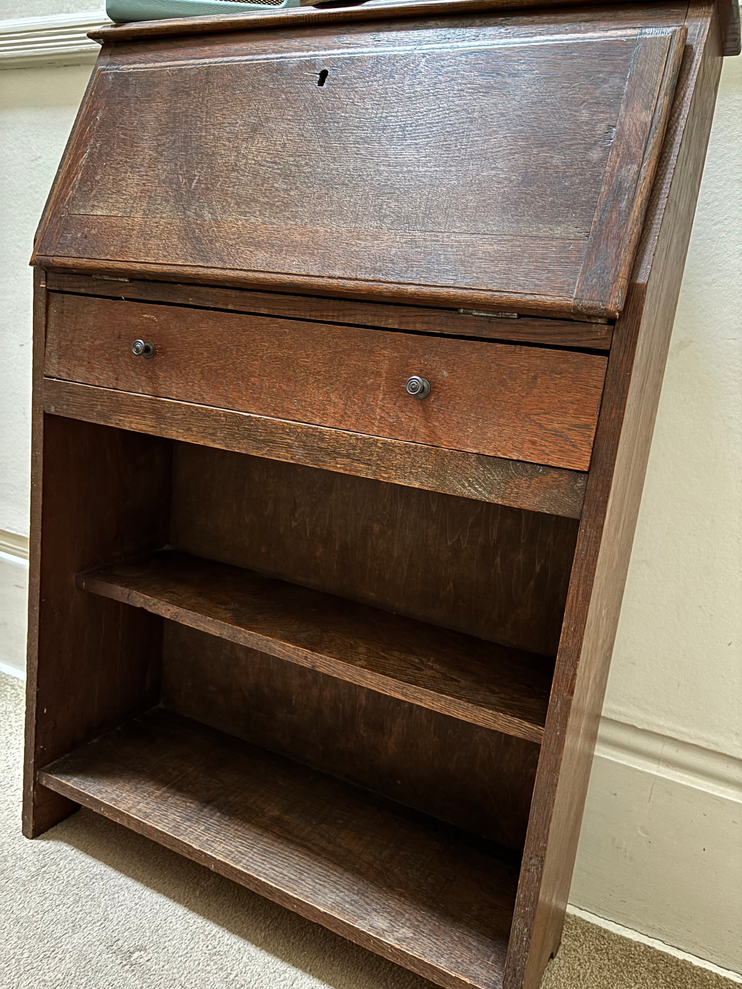 Vintage Oak writing Desk/ bureau/dressing table.